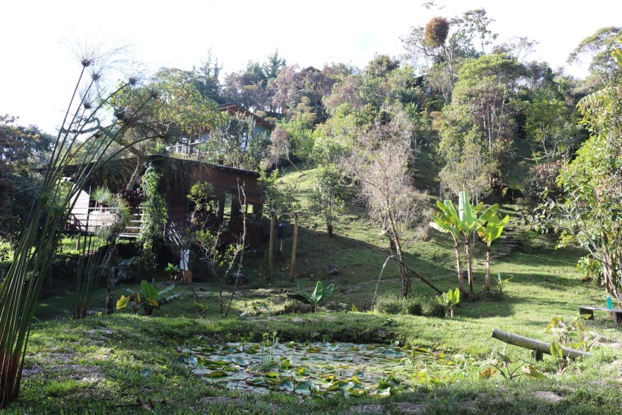 La Casa De Loto Retreat Guatapé Εξωτερικό φωτογραφία