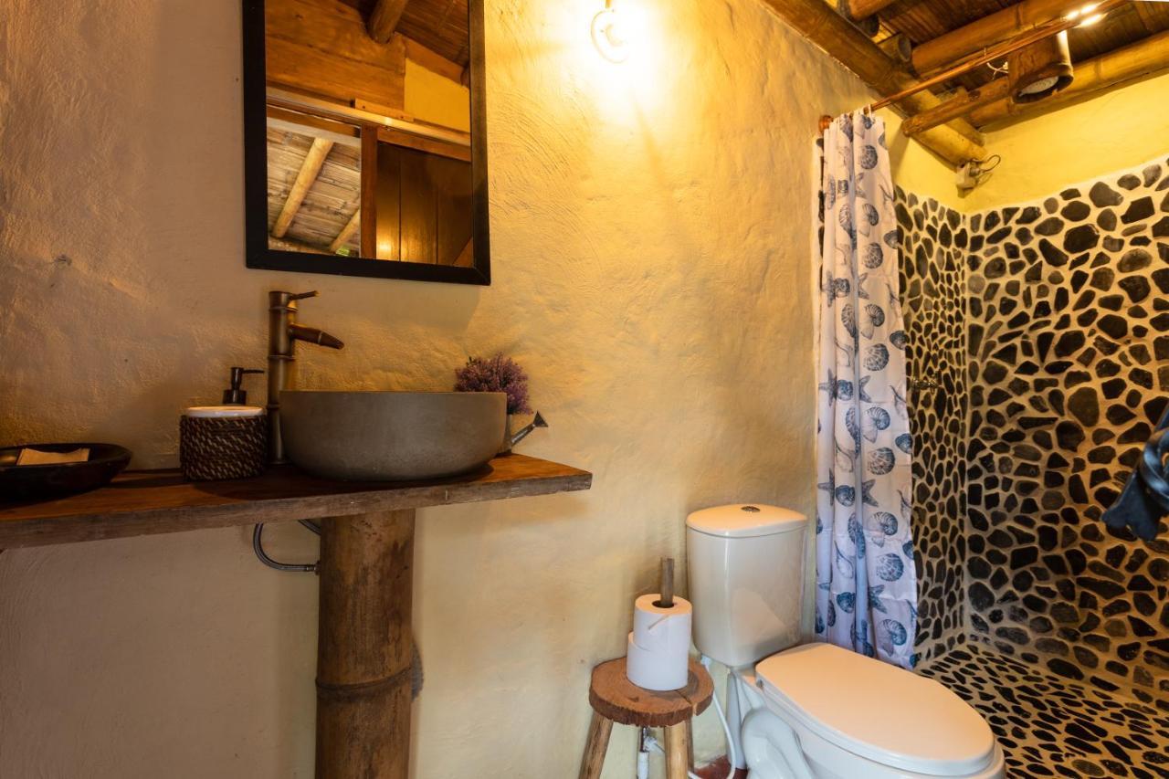 La Casa De Loto Retreat Guatapé Εξωτερικό φωτογραφία